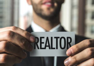 Selling Land by Owner vs Realtor